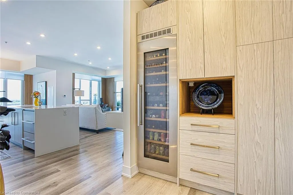 16 Concord Place, #707