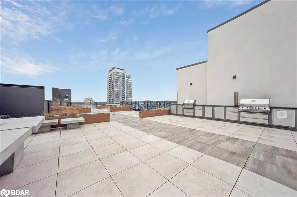 10 Concord Place, #412