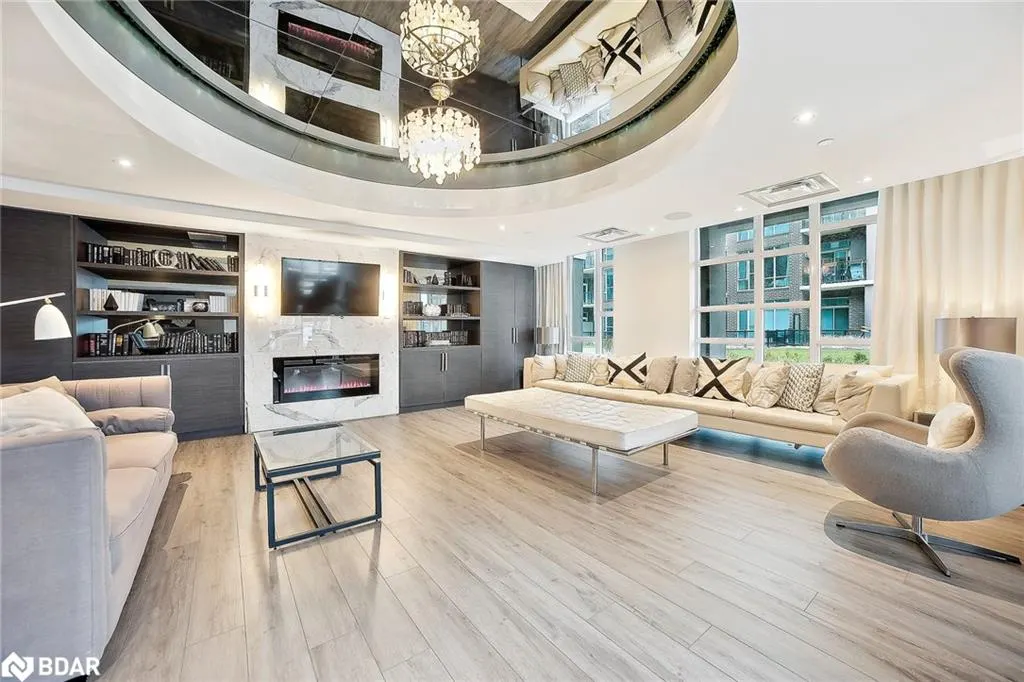 10 Concord Place, #412