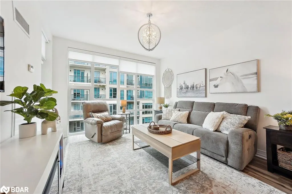 10 Concord Place, #412