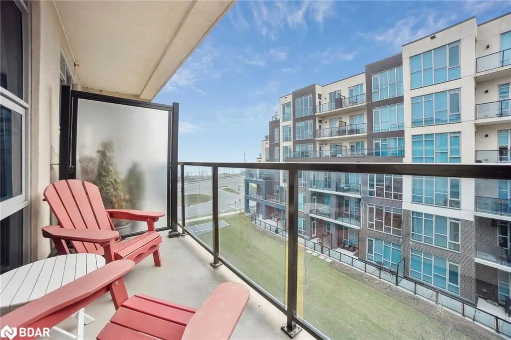 10 Concord Place, #412