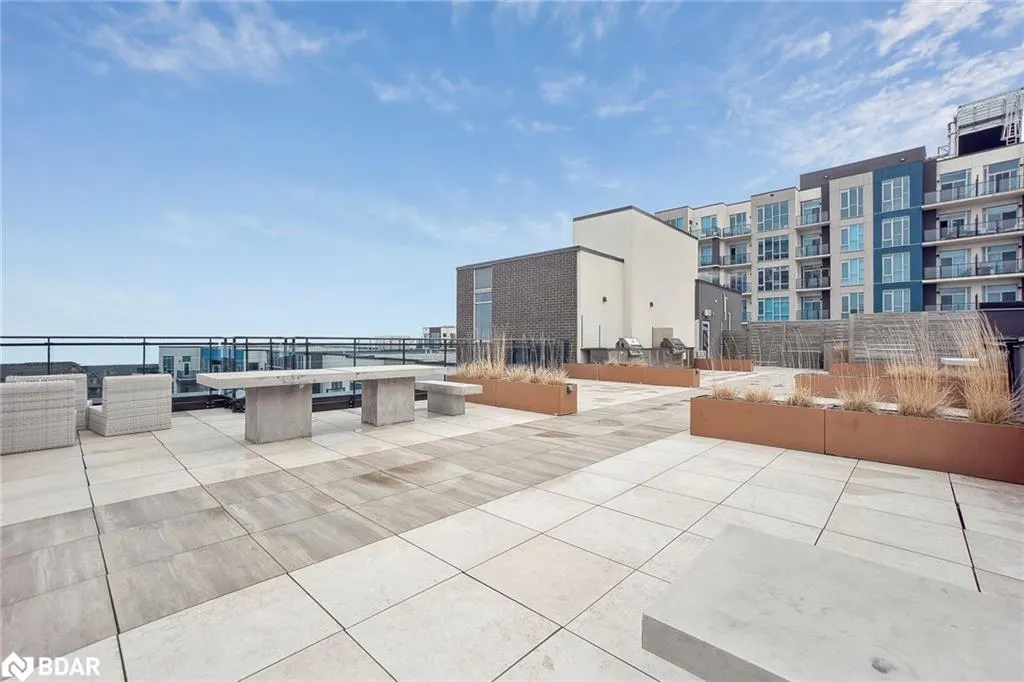 10 Concord Place, #412