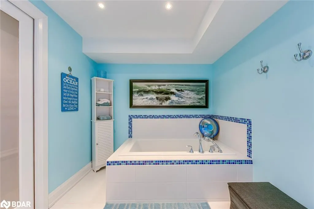 515 North Service Road, #31