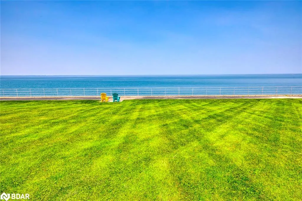 515 North Service Road, #31