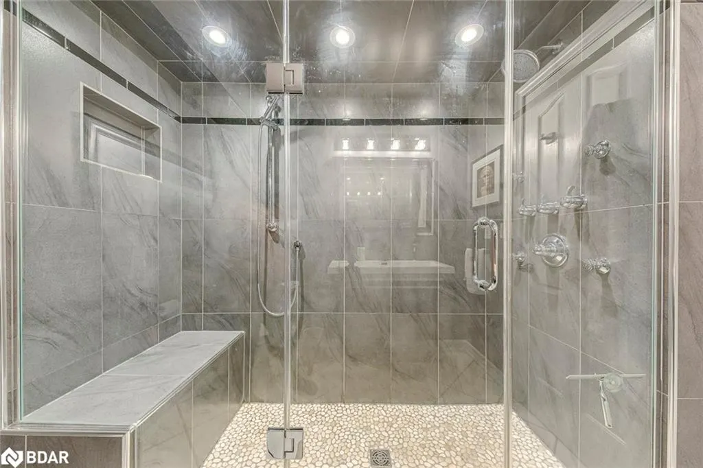 515 North Service Road, #31