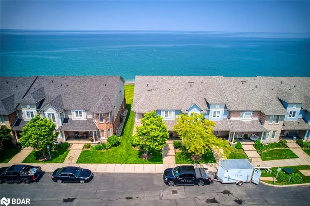 515 North Service Road, #31