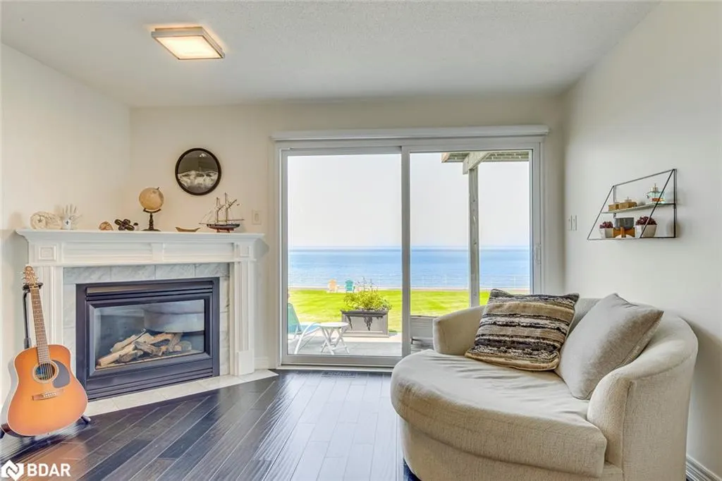 515 North Service Road, #31