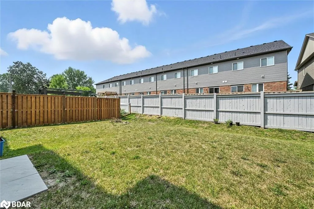 353 Raymond Road