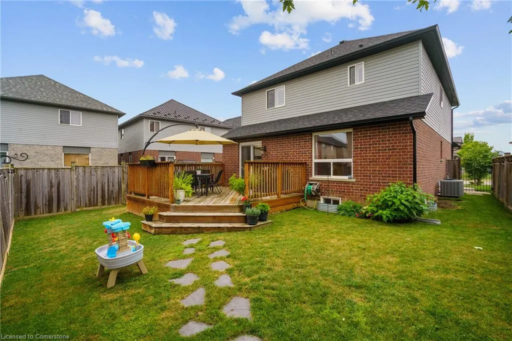 40 Stoneglen Way