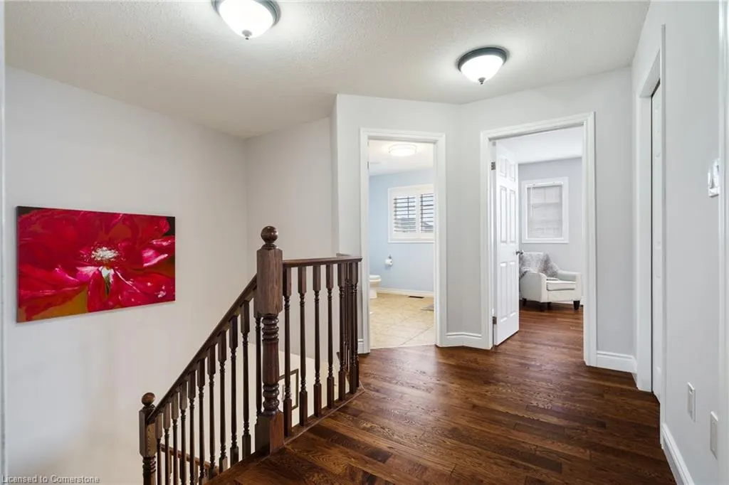 40 Stoneglen Way