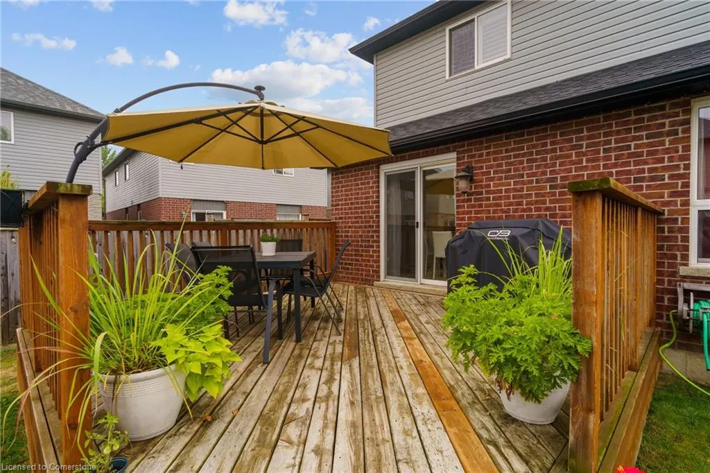 40 Stoneglen Way