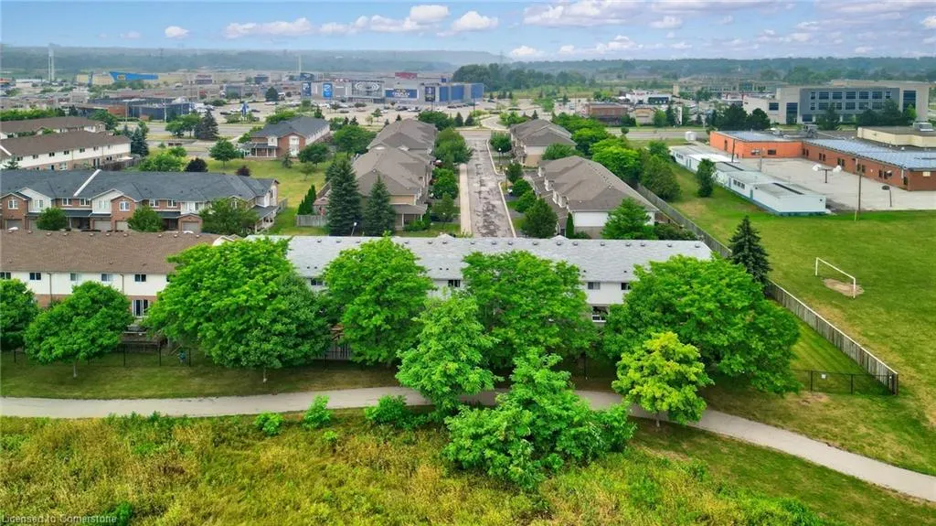 800 Paramount Drive, #28