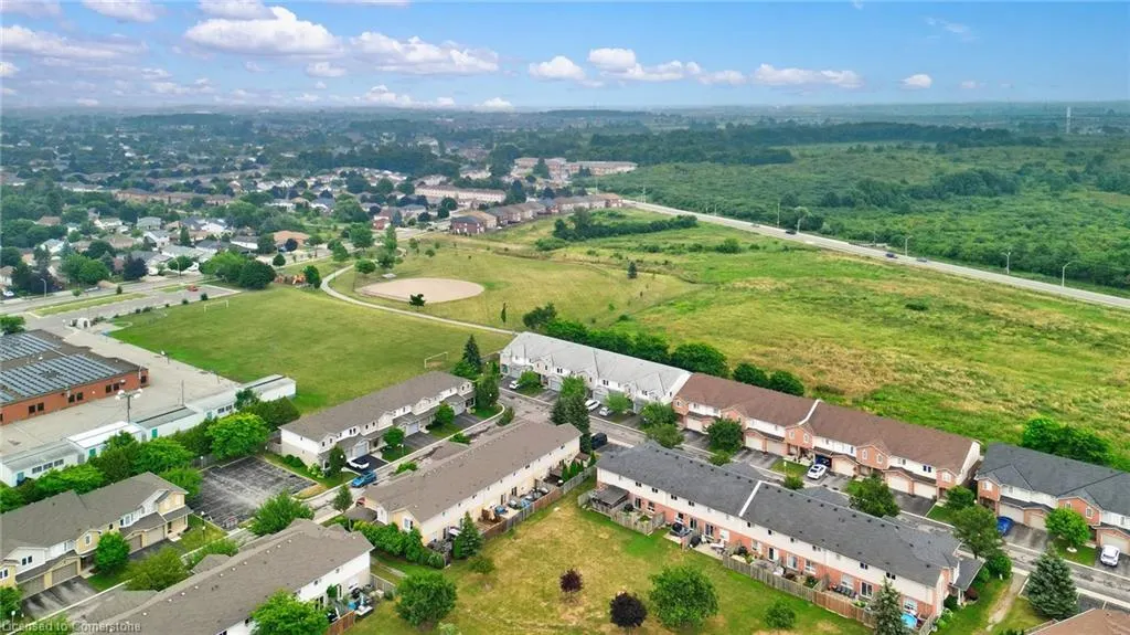 800 Paramount Drive, #28