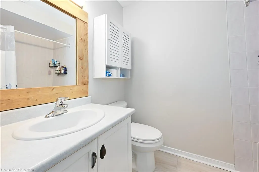 511 Highway 8 Street, #209