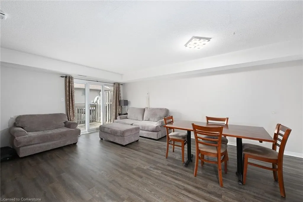 511 Highway 8 Street, #209