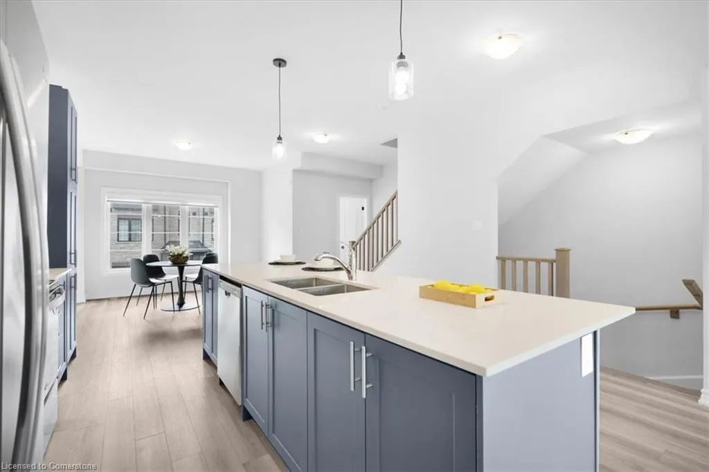 187 Wilson Street, #5