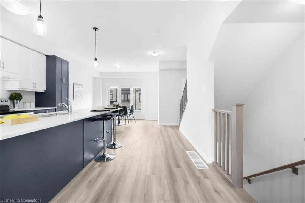 187 Wilson Street, #5