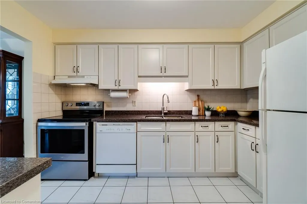 1205 Lamb's Court, #7