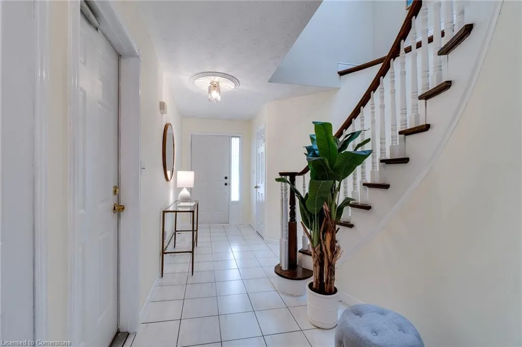 1205 Lamb's Court, #7