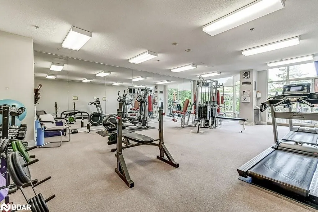 2511 Lakeshore Road W, #720
