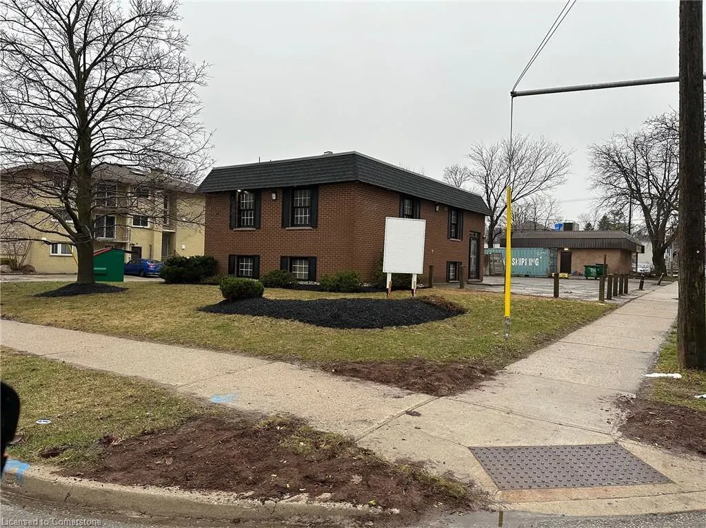 5 Hickory Street E, #B