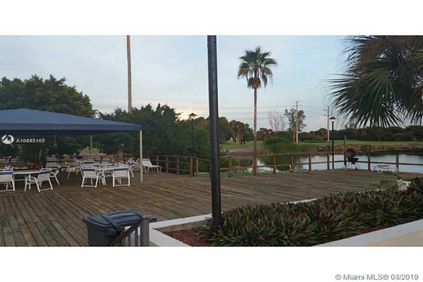 4164 Inverrary Dr, Lauderhill