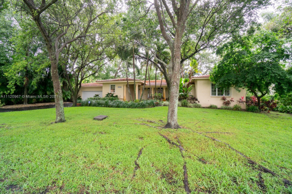 4423 Anderson Rd, Coral Gables