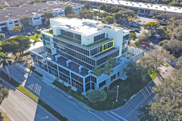 10450 NW 33rd St, Doral