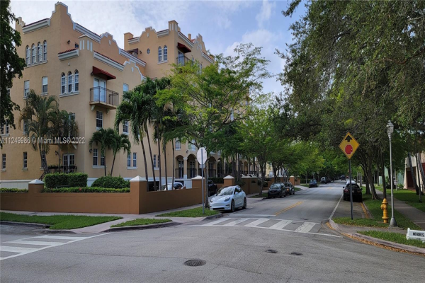 1400 Salzedo St #103, Coral Gables