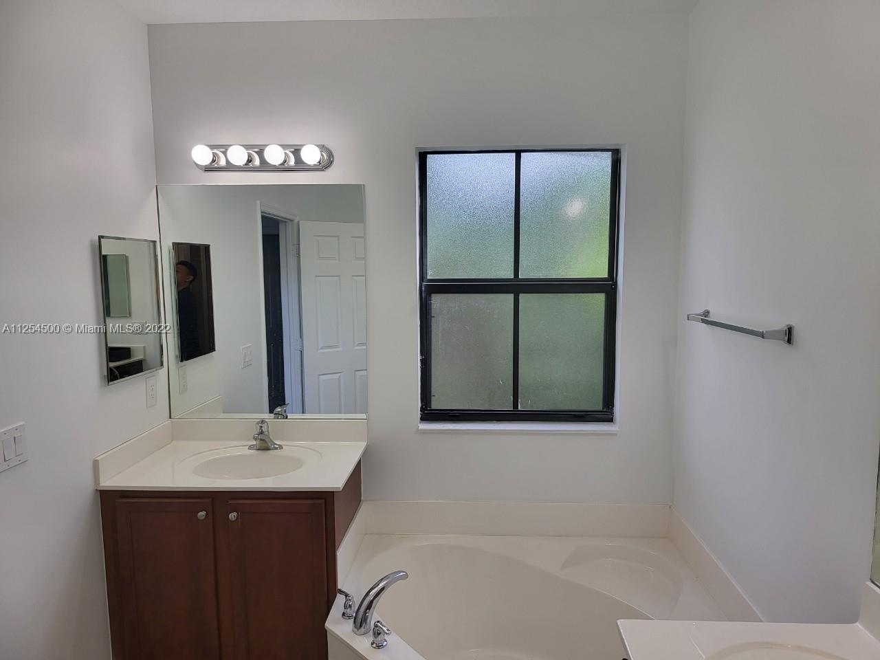Listing A11254500 - Large Photo # 22