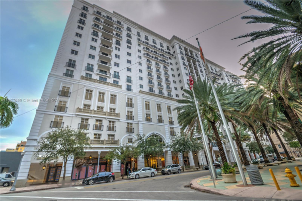 10 Aragon Ave, Coral Gables