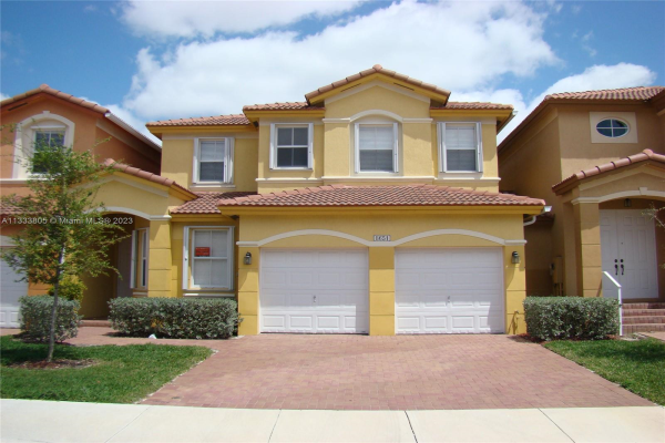 8651 NW 111th Ct, Doral