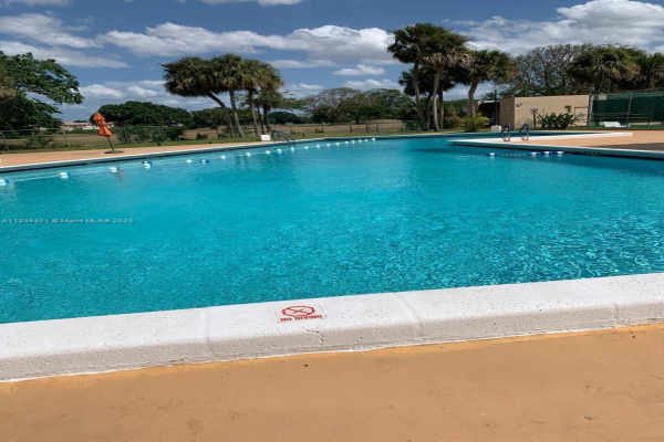 7001 Environ Blvd, Lauderhill