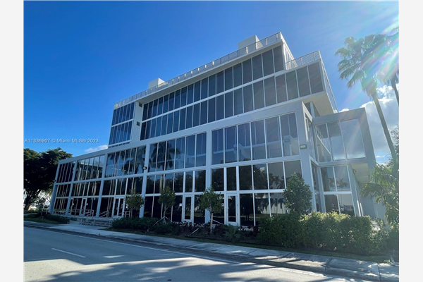 10450 NW 33rd St, Doral