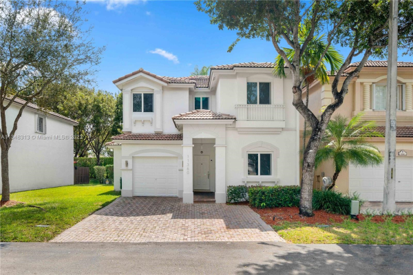 11360 NW 72nd Ter, Doral
