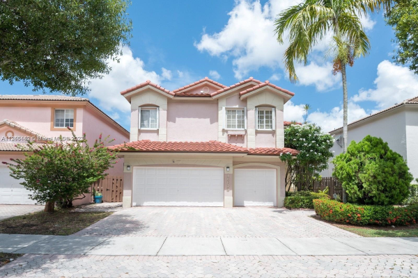 10873 NW 71st St, Doral