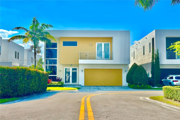 7534 NW 98th Ave, Doral