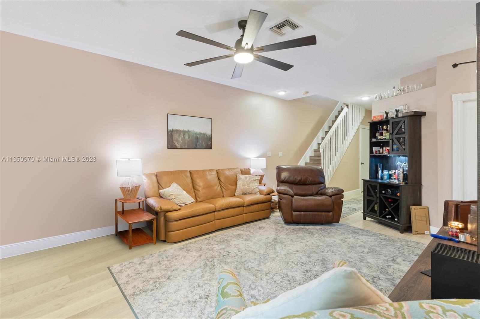 Listing A11350970 - Large Photo # 5