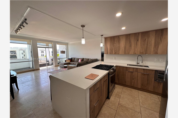 700 Biltmore Way, Coral Gables