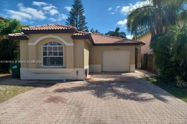 11240 NW 51st Ter, Doral