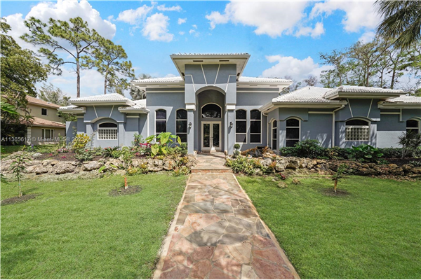 5952 NW 66th Ave, Parkland