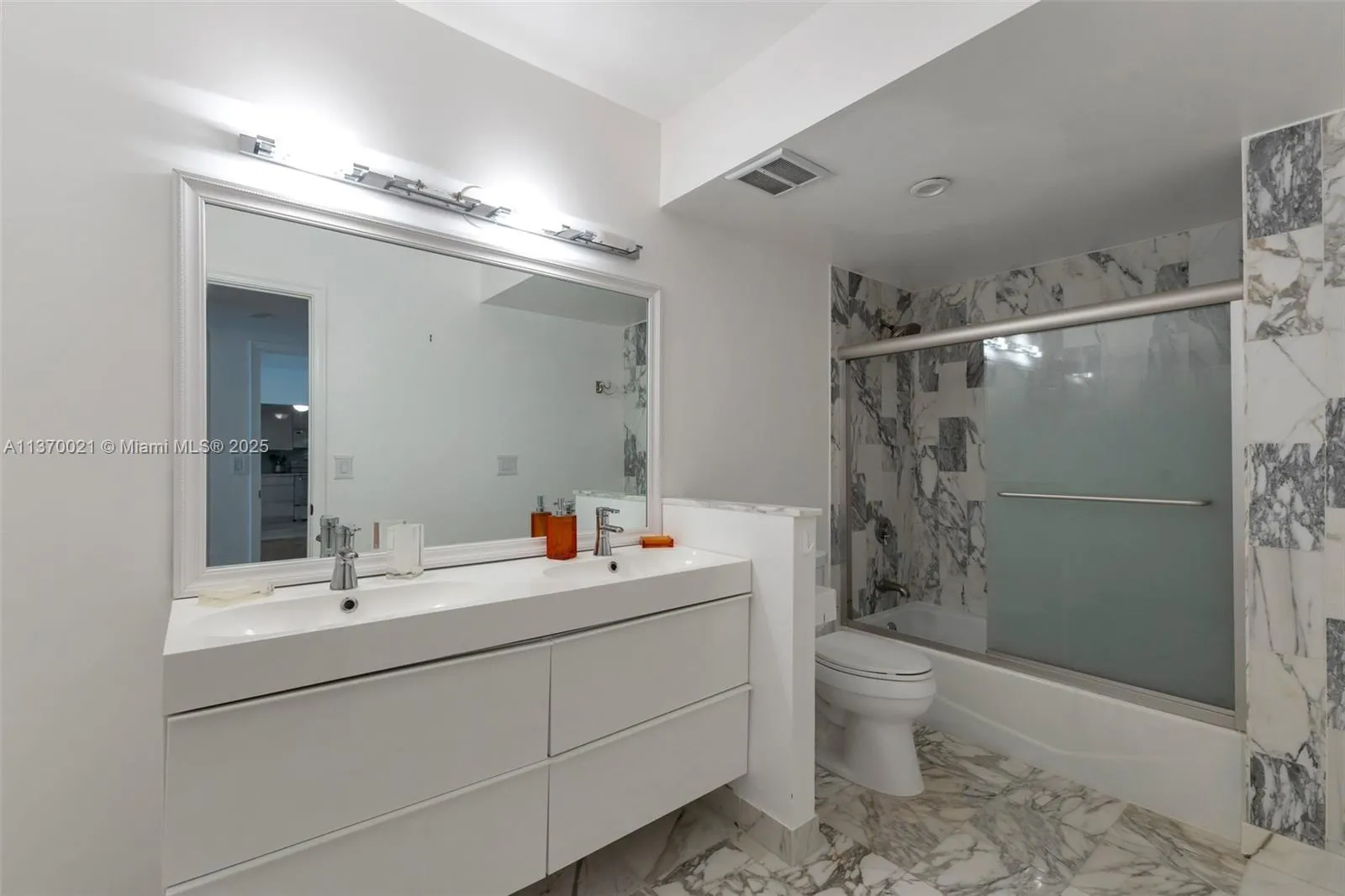 9801 Collins Ave, #10T