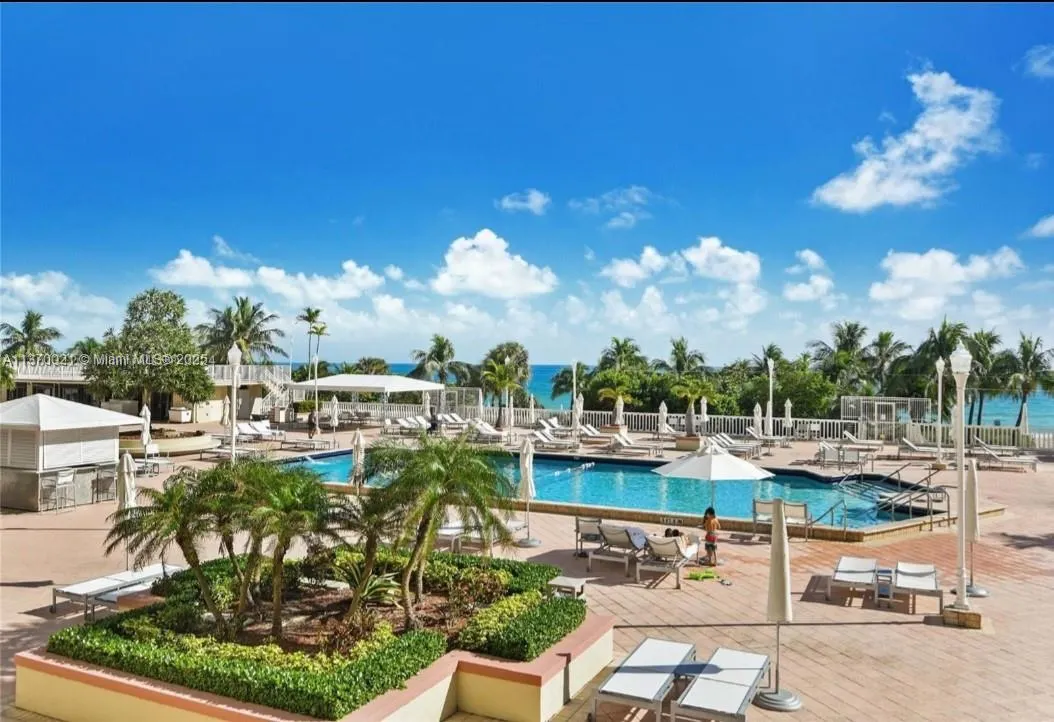 9801 Collins Ave, #10T