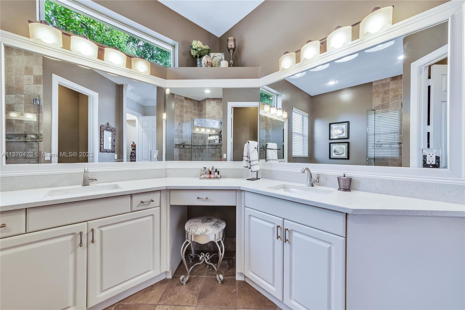 Listing A11370423 - Large Photo # 45