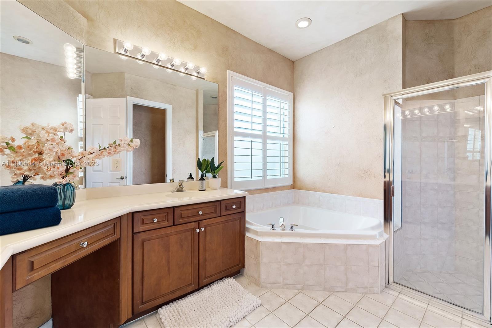 Listing A11390504 - Large Photo # 36