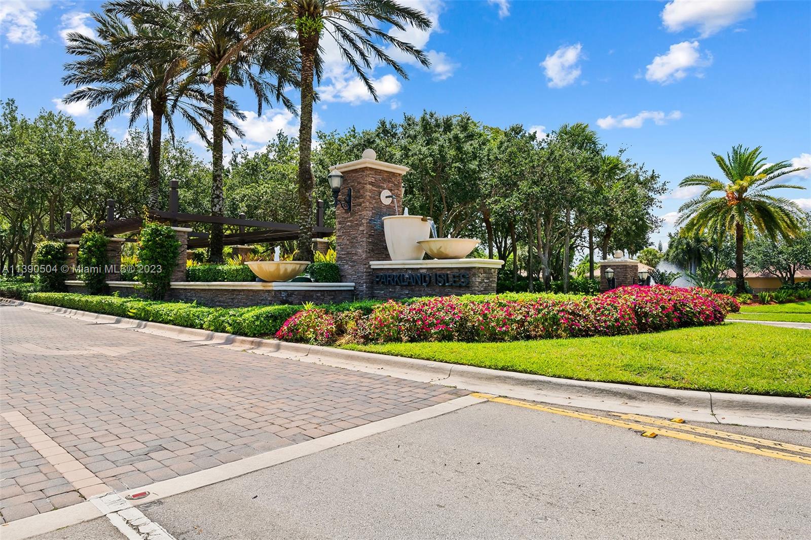 Listing A11390504 - Large Photo # 47