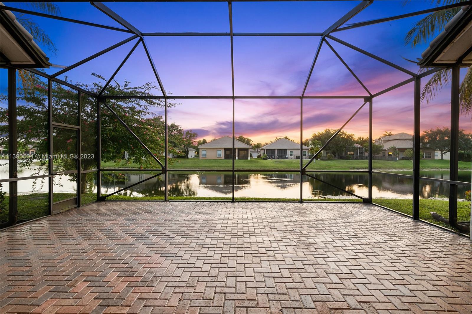 Listing A11390504 - Large Photo # 7