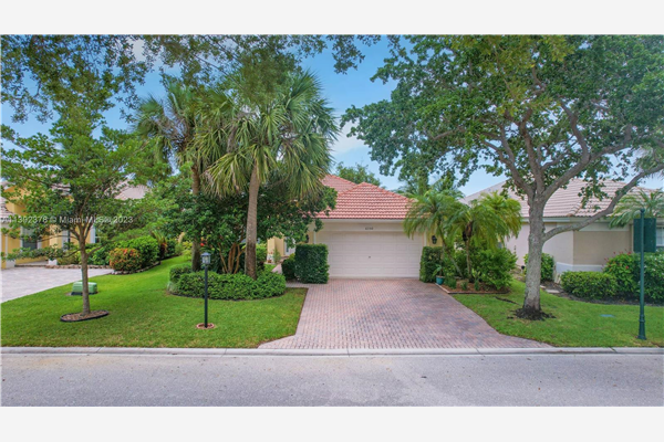 6350 NW 110th Ave, Parkland