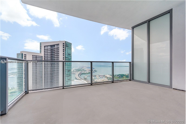 851 NE 1st Ave, Miami