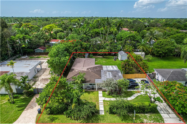 6240 SW 78th St, South Miami